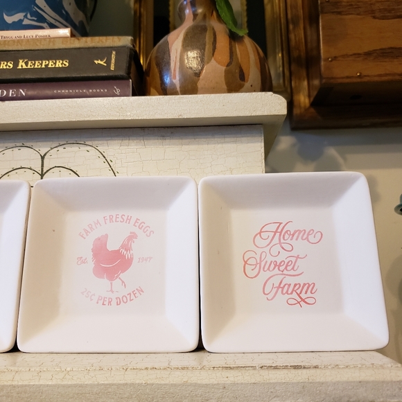CREATE BASICS Bisque Trinket Dish Set of 4 - Picture 4 of 16